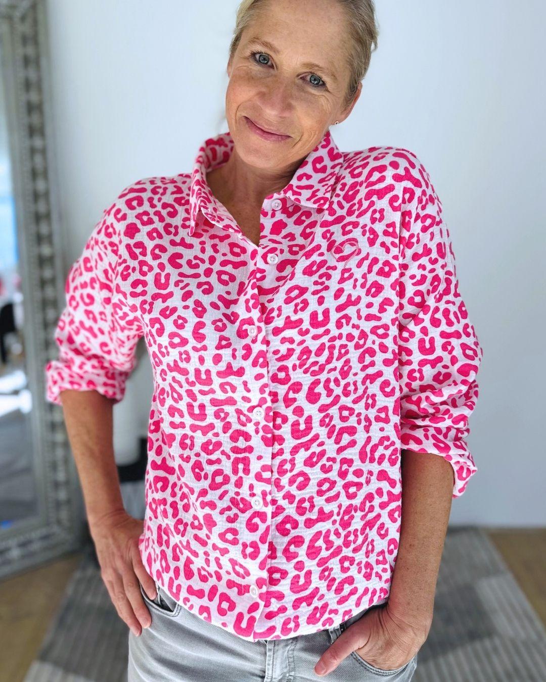 Herzlein® Musselin Bluse  mit "Herzchen-Stick" in Leo Pink