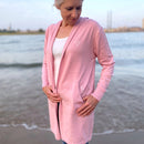 Herzlein® Cardigan Feinstrick Strickjacke Strickweste aus Viscose mit Kapuze und Stickereien Herzchen in Alt Rosa