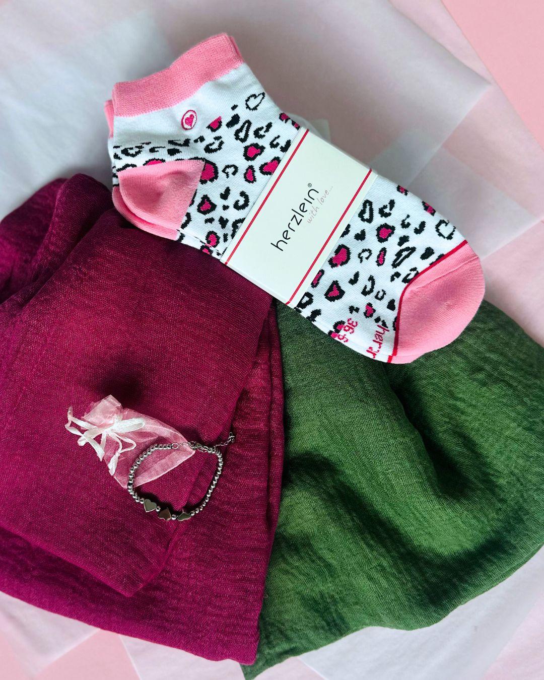 Herz Box – Musselin Geschenkbox in Moosgrün & Beere (Limited Edition)