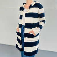 Herzlein® Cardigan mit Streifen in Navy Blau - Creme