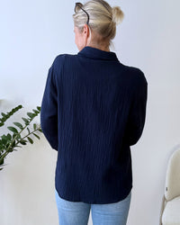 Herzlein® Musselin Bluse "Hibiscus" in Navy Blau