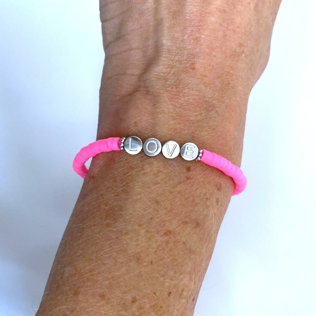 Herzlein® NEON-Armbändchen "LOVE" in Pink