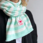 Herzlein® Set von Kaschmir Schal und Mütze gestreift für Damen mit Streifen in Mint Grün und Weiß