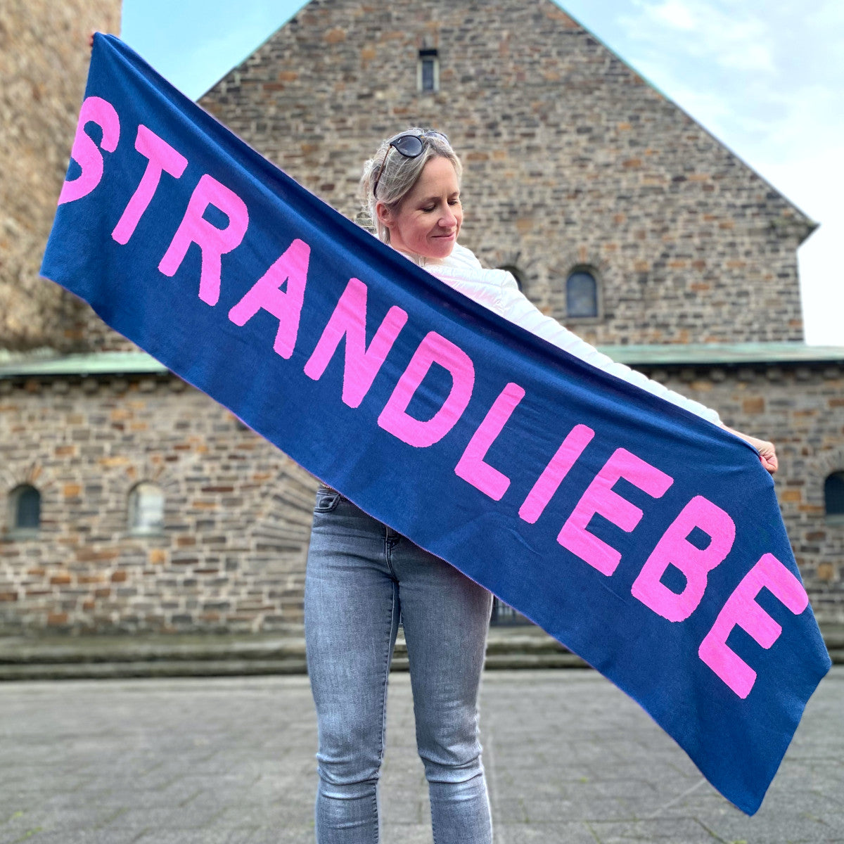 Herzlein® Schal für Damen Damenschal Winterschal aus Baumwolle und Viskose "Strandliebe" in Navy Blau Rosa