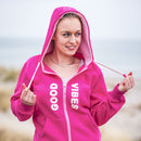 Herzlein Sweatjacke mit Reißverschluss aus Baumwolle Hoodie Kapuzenpullover für Damen Damenhoodie GOOD VIBES in Pink