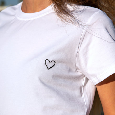 Herzlein® T-Shirt "Essentials" in weiss mit Herzchen Aufdruck Print aus Baumwolle für Shirt Damen