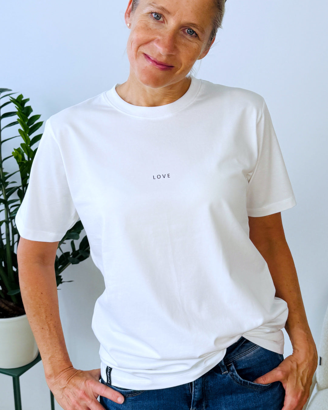 Herzlein® T-Shirt Essentials - "LOVE"