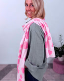 Herzlein_Merino_Schal_mit_Herzchen_in_Rosa__Wei