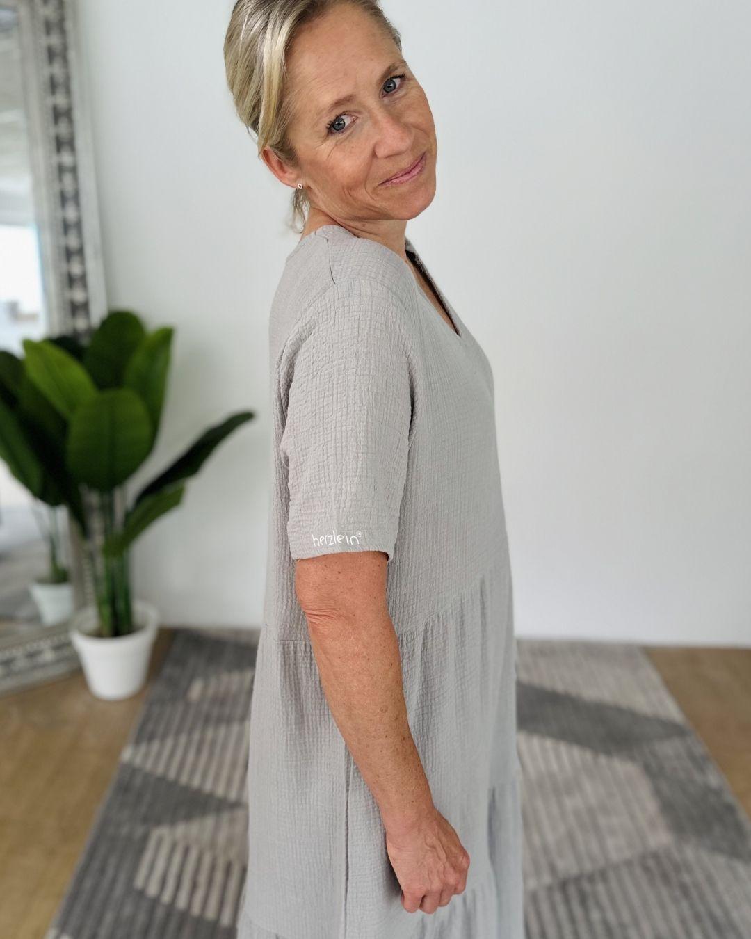 Herzlein® Musselin Maxikleid in Grau