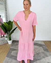 Herzlein® Musselin Maxikleid in Leo Pink