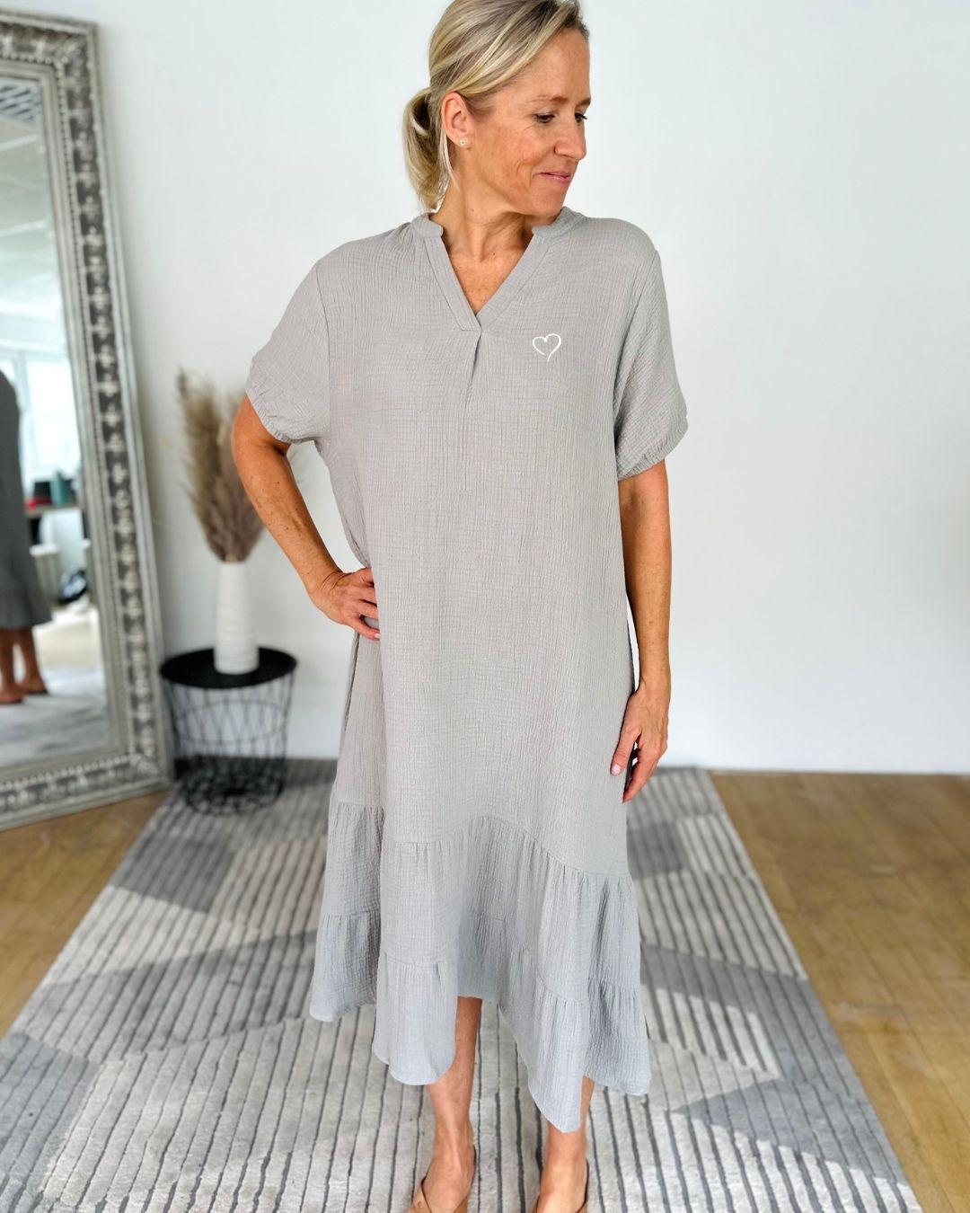 Herzlein® Musselin Midikleid in Hellgrau