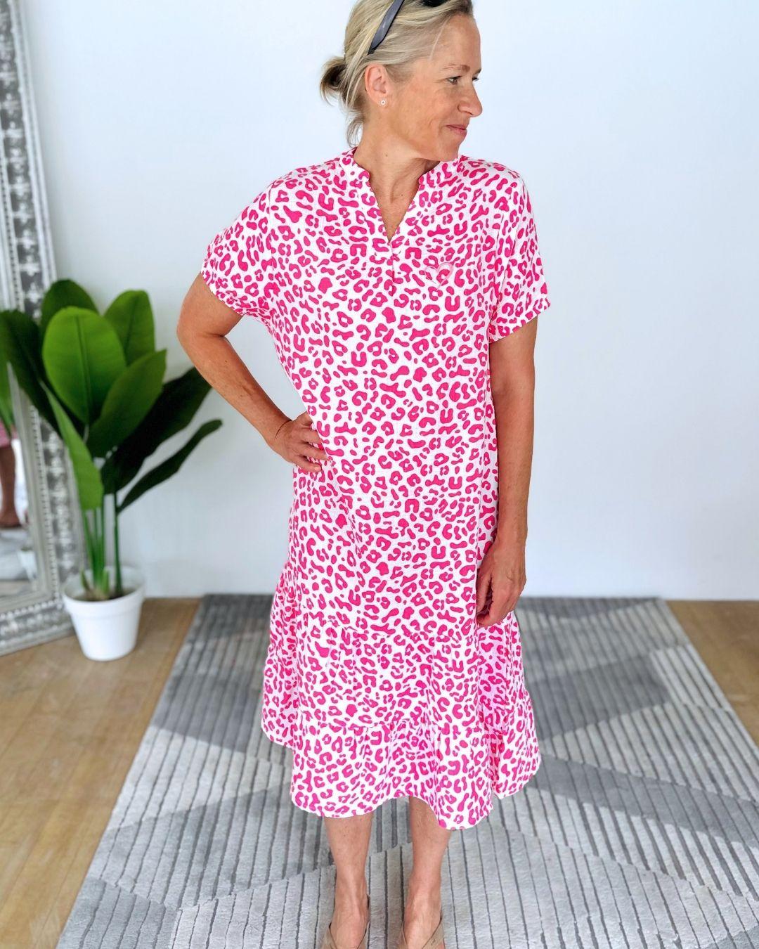 Herzlein® Musselin Midikleid in Leo Pink