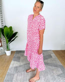 Herzlein® Musselin Midikleid in Leo Pink