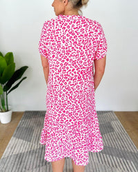 Herzlein® Musselin Midikleid in Leo Pink