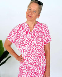 Herzlein® Musselin Midikleid in Leo Pink