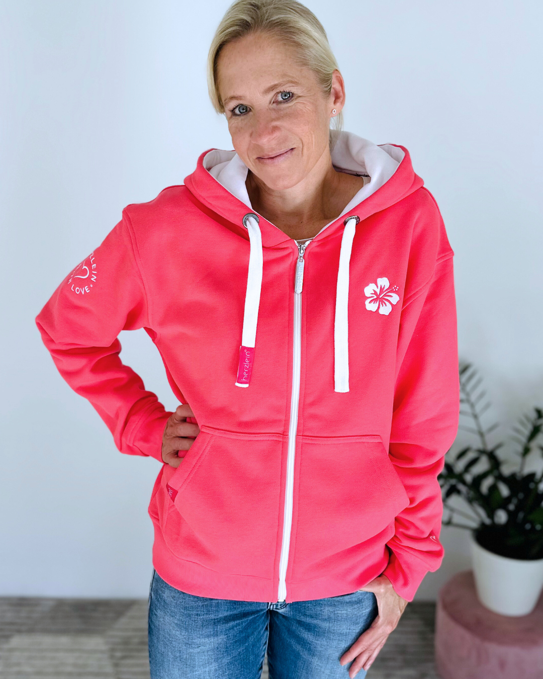 Herzlein® Sweatjacke "Freude Liebe Glück" in Erdbeer