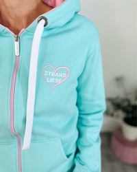 Herzlein® Sweatjacke "Strand Meer Sonne" in Mint