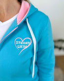 Herzlein_Sweatjacke_Strand_Meer_Sonne_in_Himmelblau
