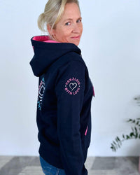 Herzlein_Sweatjacke_Strand_Meer_Sonne_in_Navy