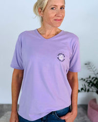 Herzlein_T-Shirt_Happy_Life_in_Lavendel