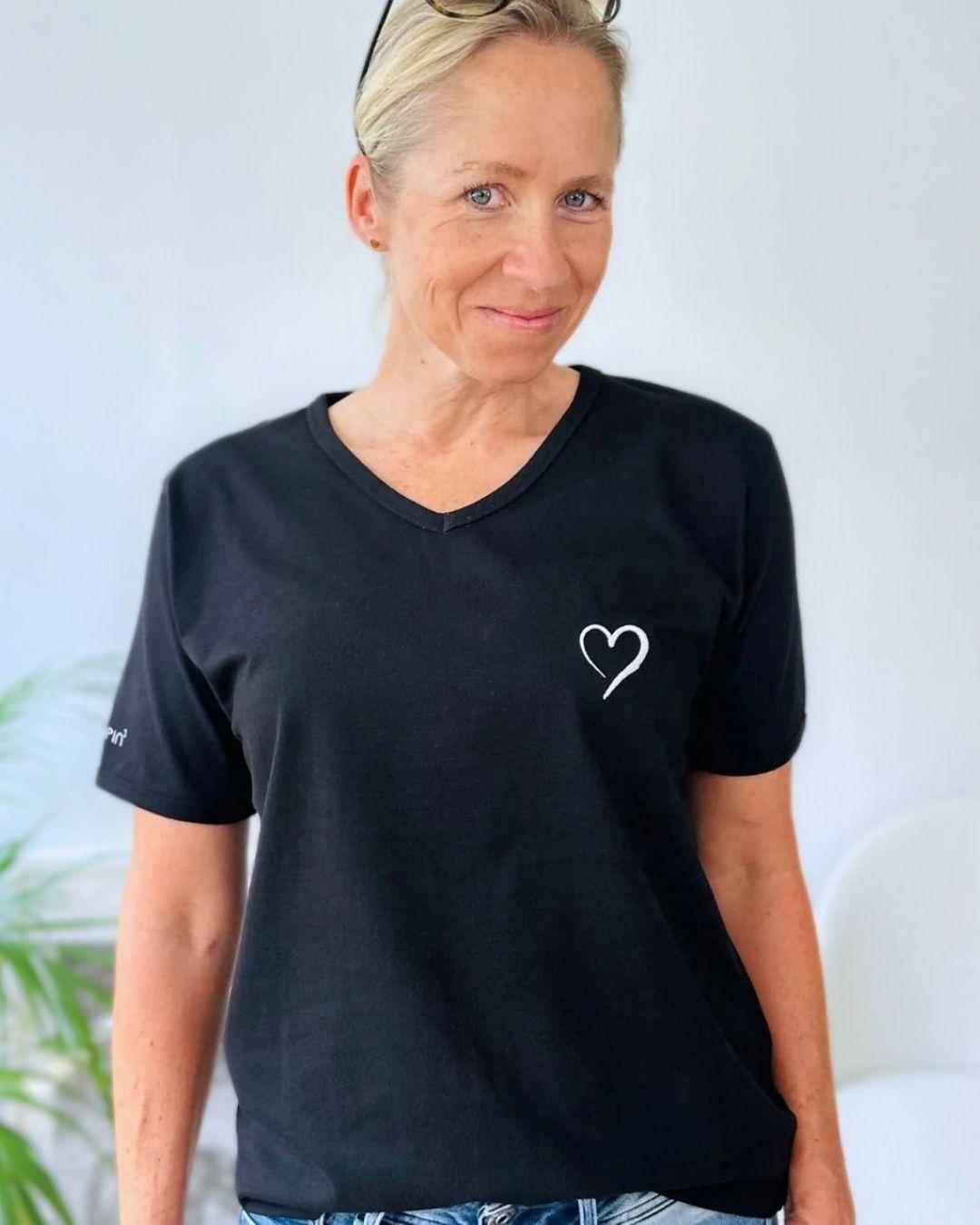 Herzlein® T-Shirt mit "Herzchen-Stick" in Schwarz