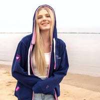 Herzlein Sweatjacke mit Kapuze und Reißverschluss aus Baumwolle Hoodie Kapuzenpullover für Damen Damenhoodie Ostsee Liebe in Navy Blau