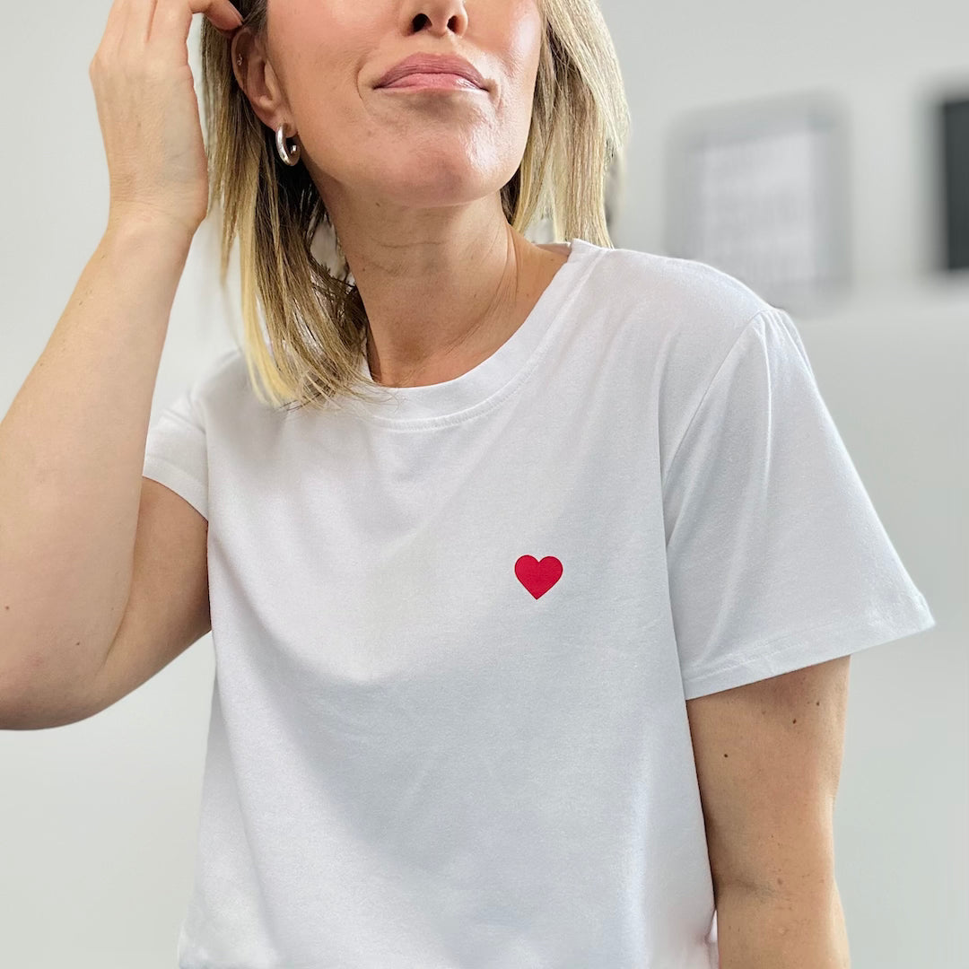 Herzlein® T-Shirt Essentials - "Herzchen in Rot"