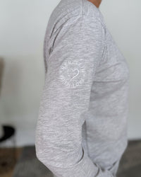 Herzlein® Longsleeve-Shirt mit Schmetterling in Grau meliert
