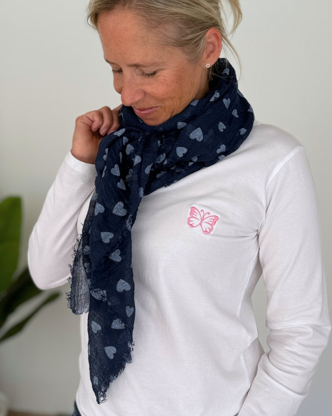 Herzlein® Musselintuch mit Herzchen in Navy Blau