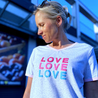 Herzlein® T-Shirt "LOVE" in Hellgrau Grau Weiß meliert mit Pink aus Baumwolle Shirt für Damen