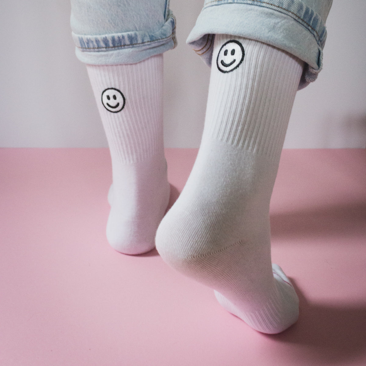 2 Paar Herzlein® White Socks "Smiley"