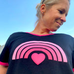 Herzlein® T-Shirt "Rainbow" Print in Pink aus Baumwolle Shirt für Damen in Schwarz