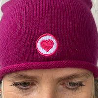 Herzlein® Beanie Mütze Strickmütze aus Kaschmir Cashmere mit Umschlag und edlem Herzchen Stick für Damen Frauen Mädchen