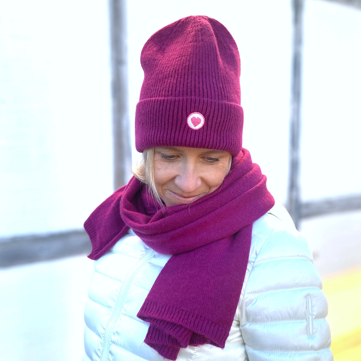 mütze schal handschuhe set damen rosa Herzlein® Set von Kaschmir Schal und Mütze für Damen in Flieder – Herzlein Fashion