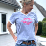 Herzlein® T-Shirt "Leo Lips" in Hellgrau Grau Weiss meliert mit Pink aus Baumwolle Shirt für Damen